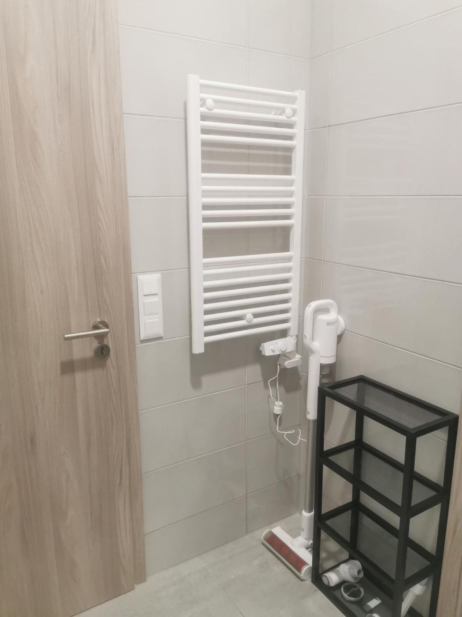 Beli Apartman Melygarazzsal Heviz Luaran gambar